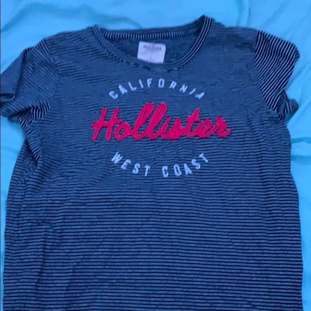 navy stripe graphic tee